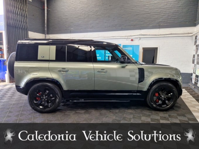 2025 Land Rover Defender