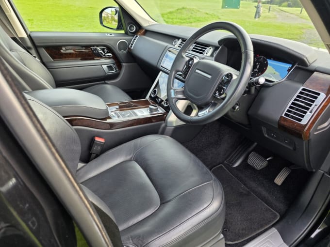 2025 Land Rover Range Rover