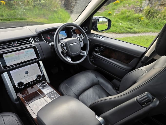 2025 Land Rover Range Rover