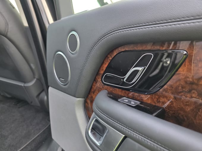 2025 Land Rover Range Rover