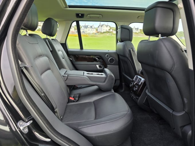 2025 Land Rover Range Rover