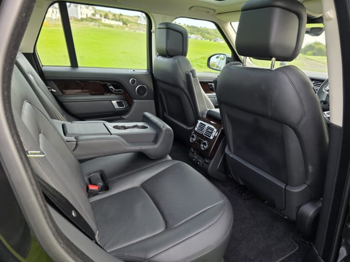 2025 Land Rover Range Rover