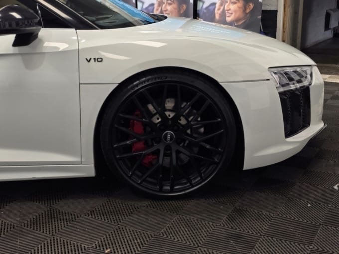 2025 Audi R8
