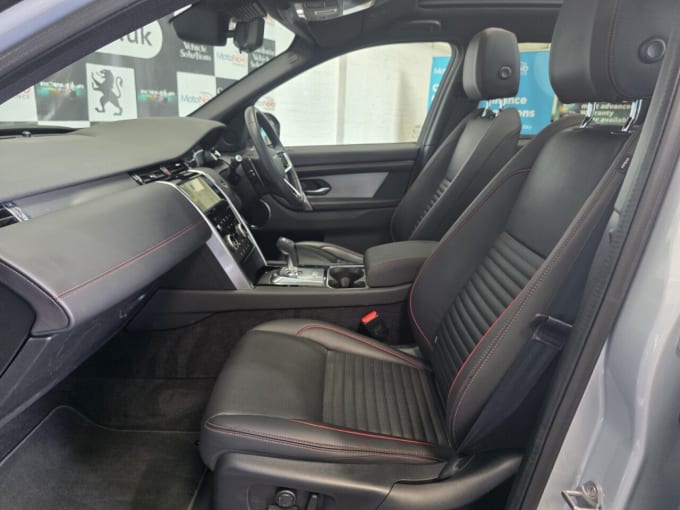 2025 Land Rover Discovery Sport