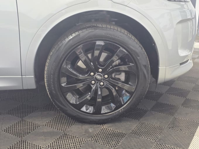 2025 Land Rover Discovery Sport