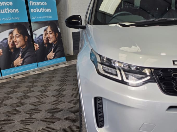 2025 Land Rover Discovery Sport
