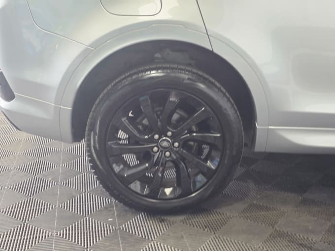 2025 Land Rover Discovery Sport