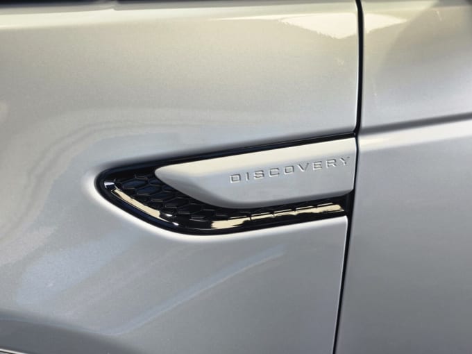 2025 Land Rover Discovery Sport