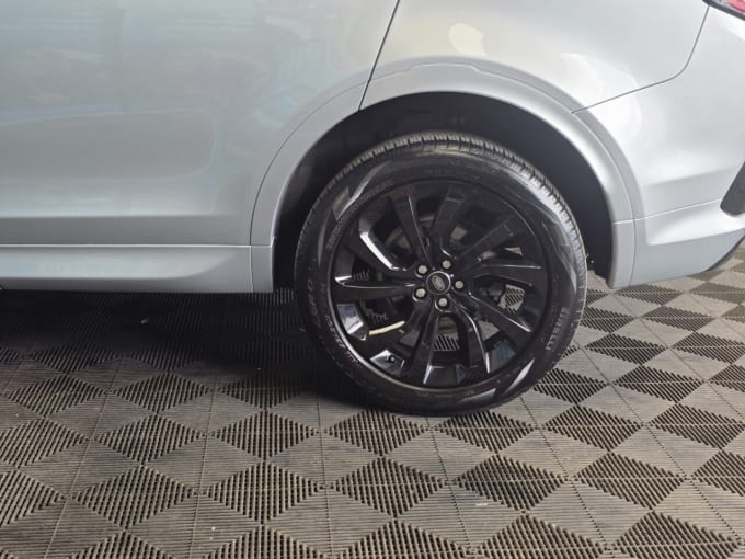 2025 Land Rover Discovery Sport