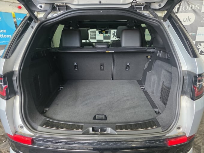 2025 Land Rover Discovery Sport