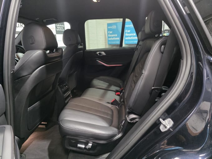 2025 BMW X5
