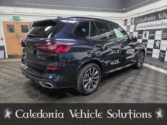 2025 BMW X5