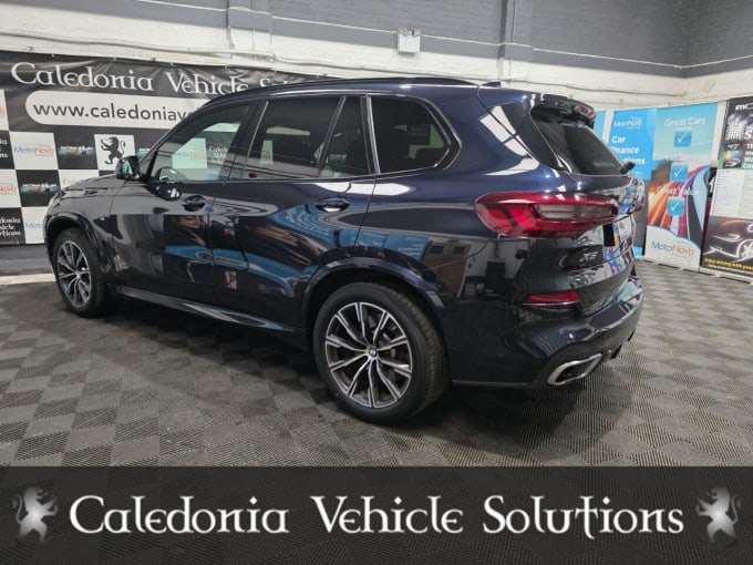 2025 BMW X5
