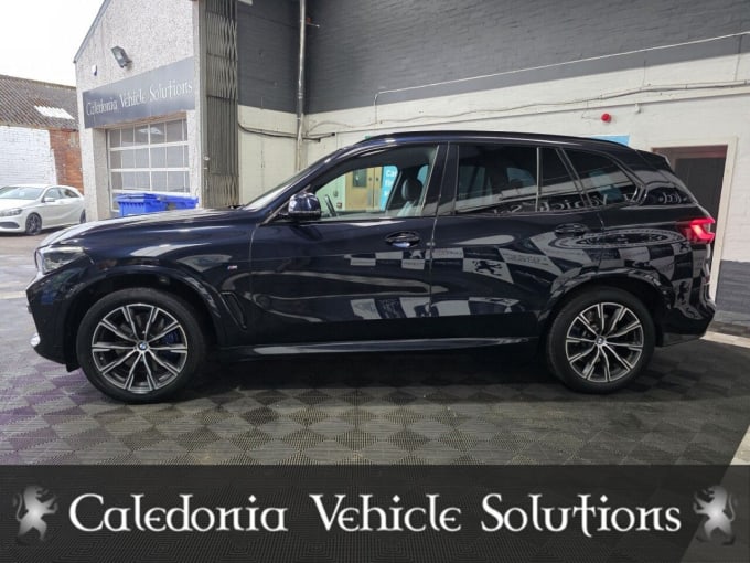 2025 BMW X5