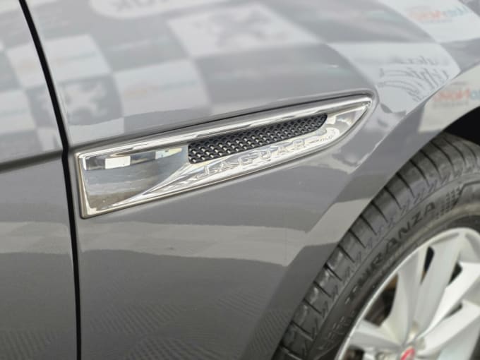 2025 Jaguar F-pace
