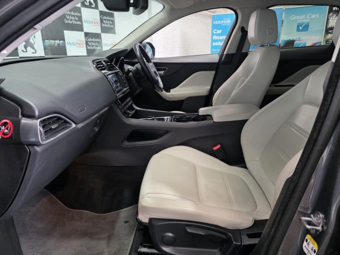 2025 Jaguar F-pace