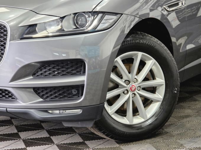 2025 Jaguar F-pace