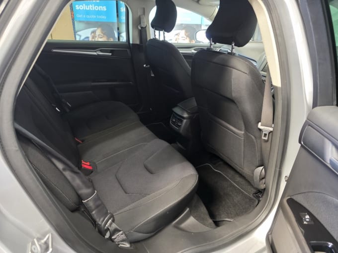 2025 Ford Mondeo
