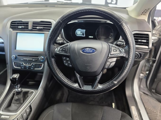 2025 Ford Mondeo