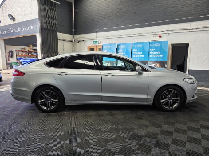 2025 Ford Mondeo