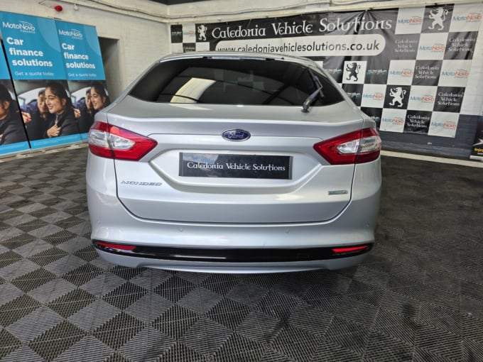 2025 Ford Mondeo