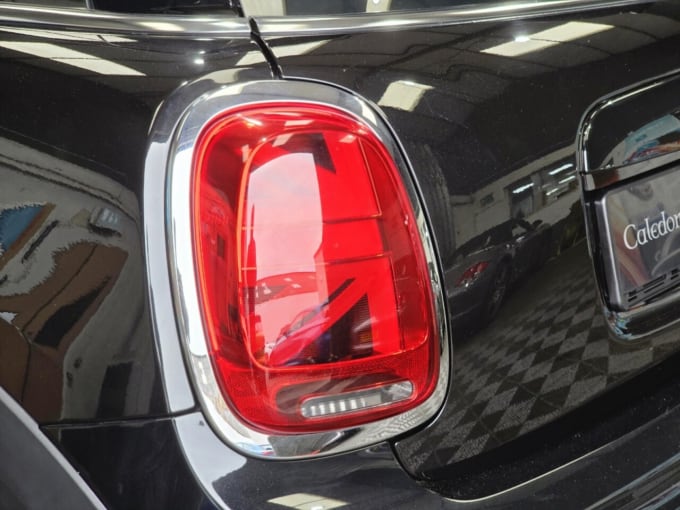 2025 Mini Hatch