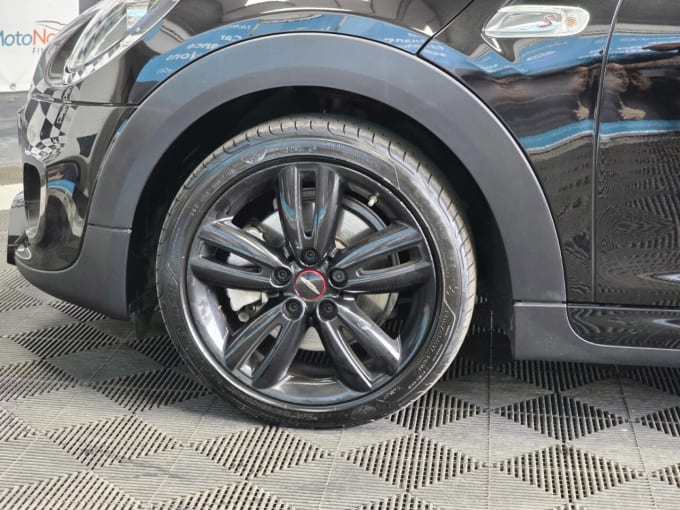 2025 Mini Hatch