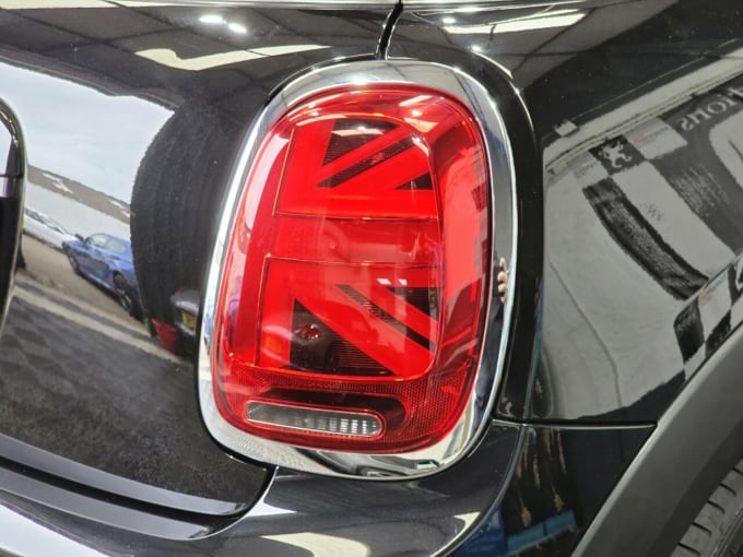 2025 Mini Hatch