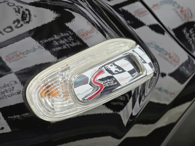 2025 Mini Hatch