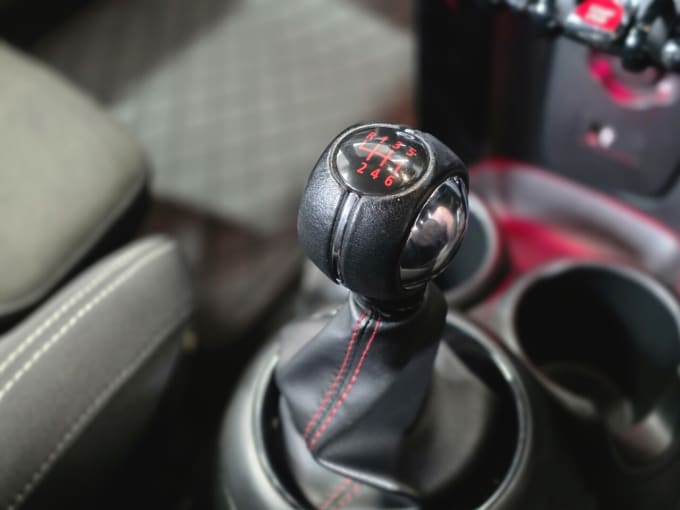 2025 Mini Hatch
