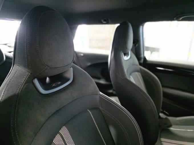 2025 Mini Hatch