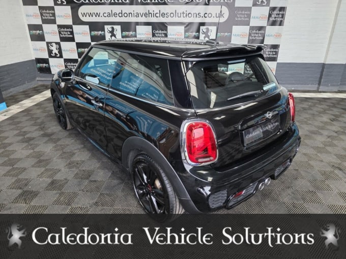 2025 Mini Hatch