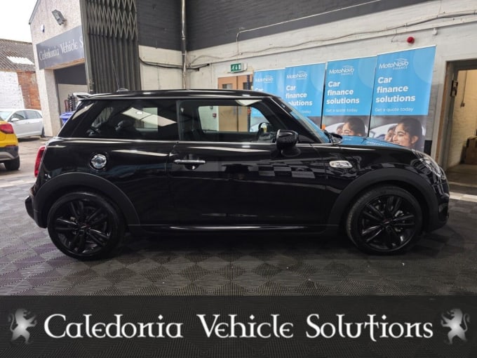 2025 Mini Hatch