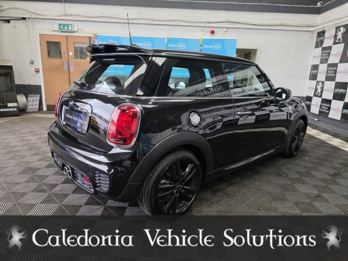 2025 Mini Hatch