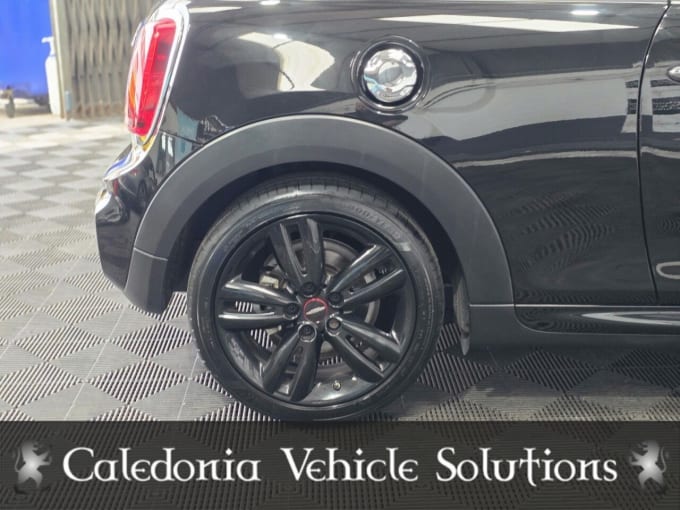 2025 Mini Hatch
