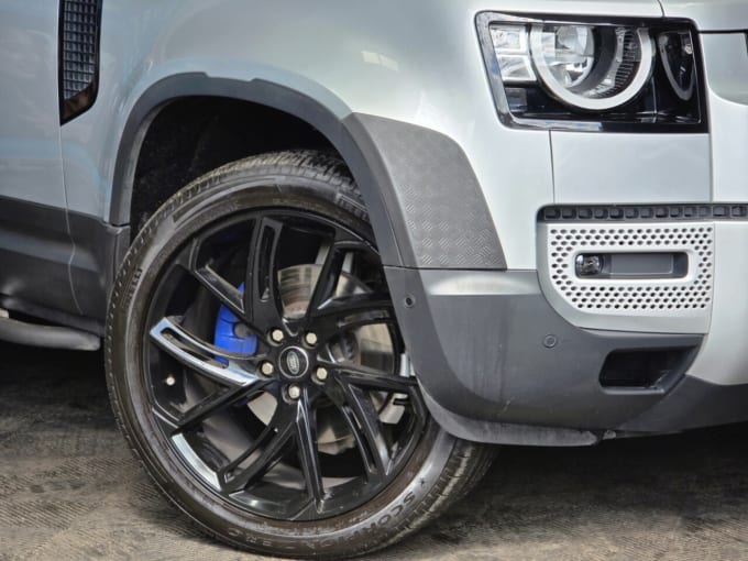 2025 Land Rover Defender