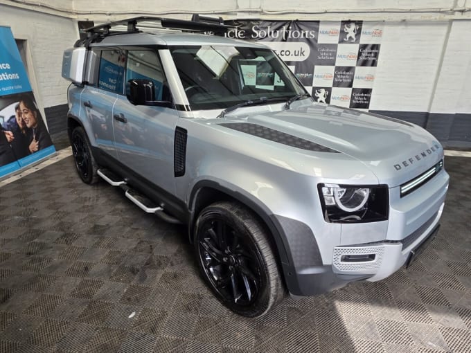 2025 Land Rover Defender