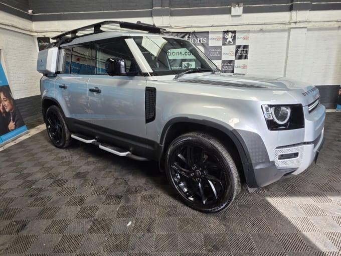 2025 Land Rover Defender