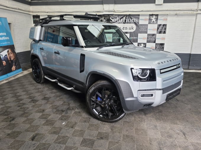 2025 Land Rover Defender