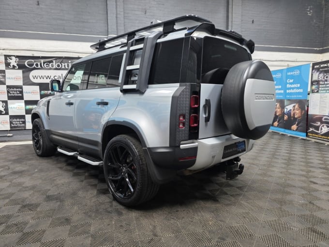 2025 Land Rover Defender