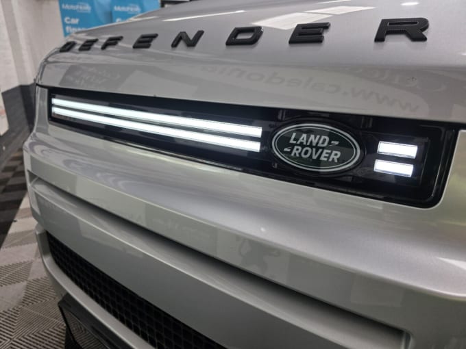 2025 Land Rover Defender