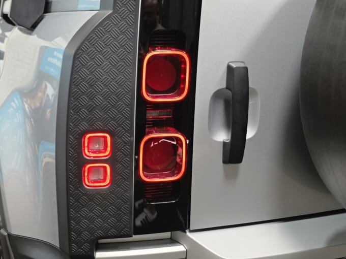 2025 Land Rover Defender