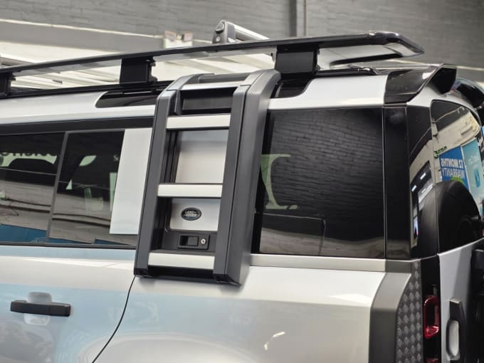 2025 Land Rover Defender