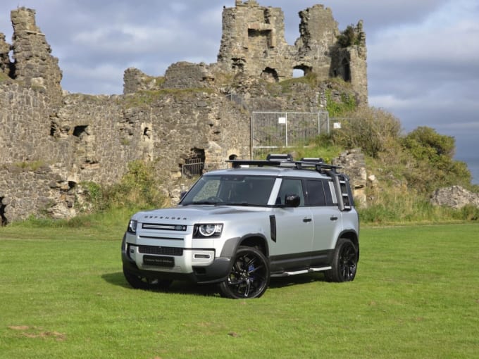 2025 Land Rover Defender