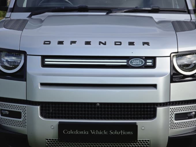 2025 Land Rover Defender