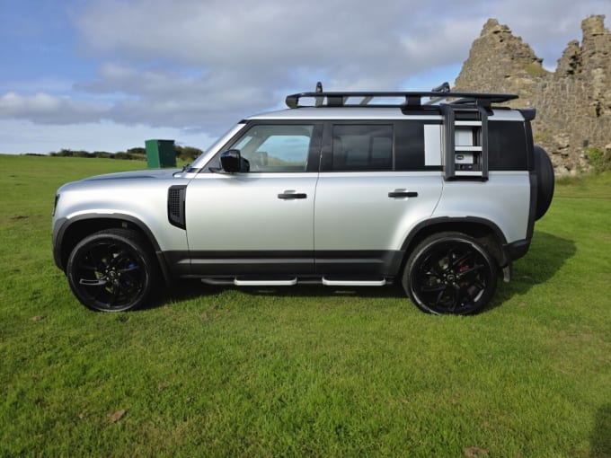 2025 Land Rover Defender