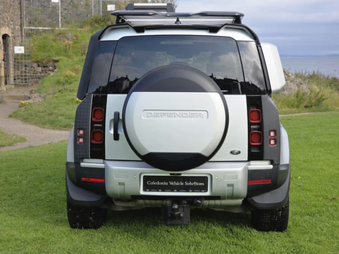 2025 Land Rover Defender