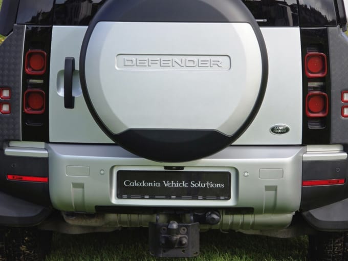 2025 Land Rover Defender