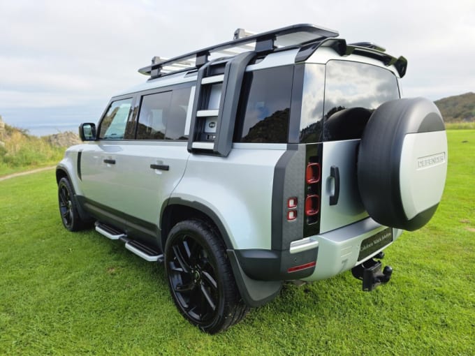 2025 Land Rover Defender