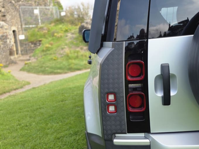 2025 Land Rover Defender